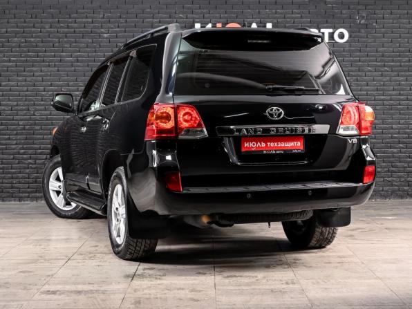 Toyota Land Cruiser 200 Series Рестайлинг 1 с пробегом 2014 года, цена 3 900 000 рублей, 299074 км, внедорожник, Автокод Объявления