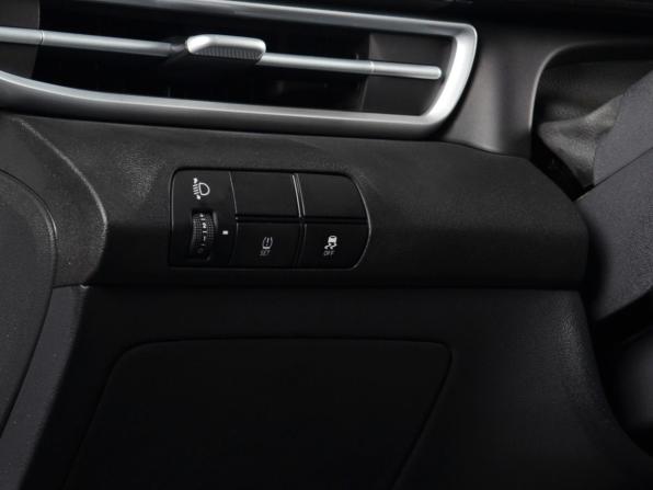 Hyundai Elantra VII (CN7) Рестайлинг с пробегом 2023 года, цена 2 124 997 рублей, 13777 км, седан, Автокод Объявления