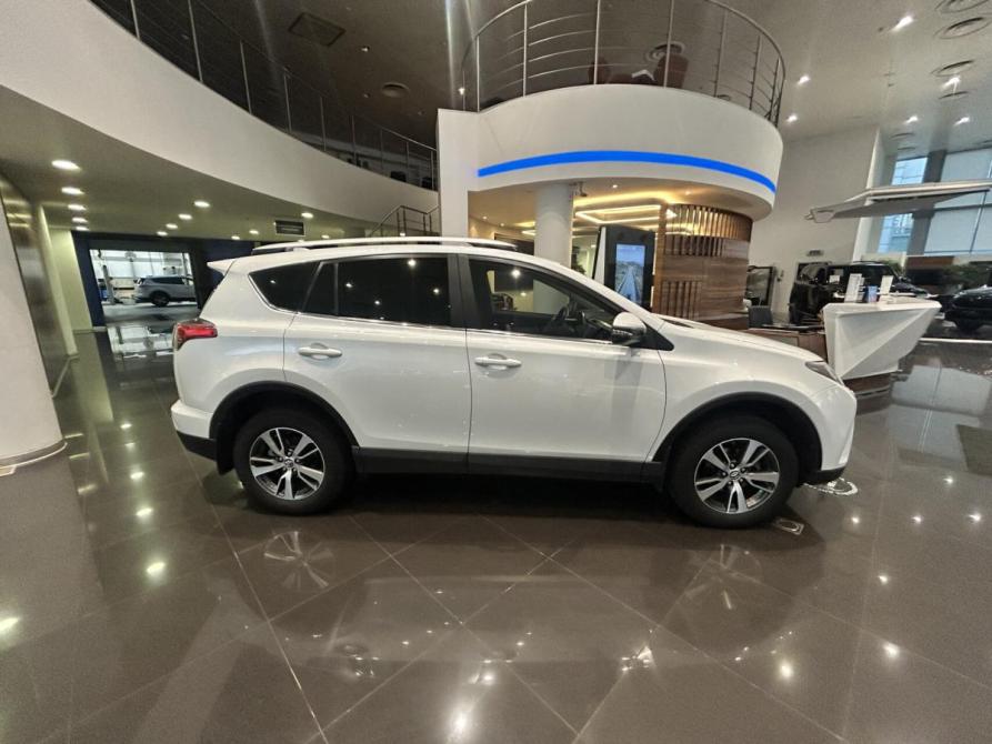 Toyota RAV4 IV (XA40) Рестайлинг Казань  - изображение 5