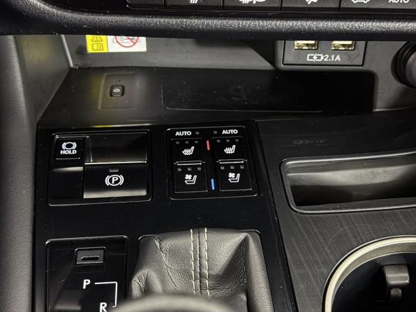 Lexus RX IV с пробегом 2019 года, цена 4 400 000 рублей, 110000 км, внедорожник, Автокод Объявления