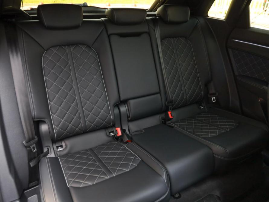 Audi Q3 II (F3) Санкт-Петербург  - изображение 31