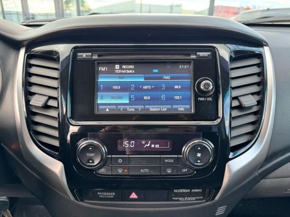 Mitsubishi L200 V с пробегом 2015 года, цена 1 859 900 рублей, 212000 км, offers.body_type.unknown, Автокод Объявления