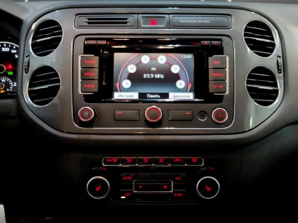Volkswagen Tiguan I Рестайлинг с пробегом 2012 года, цена 1 650 000 рублей, 96463 км, внедорожник, Автокод Объявления