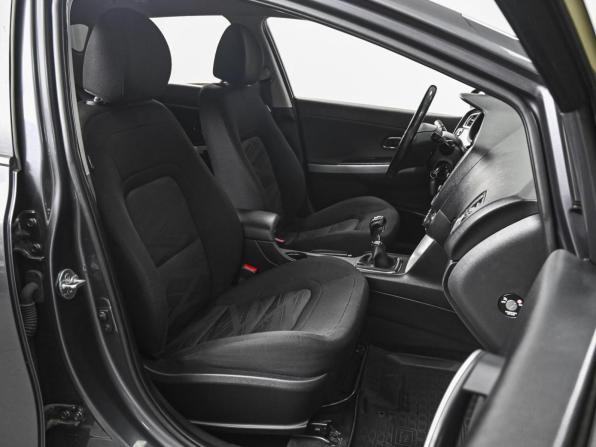 Kia Ceed II с пробегом 2015 года, цена 1 080 000 рублей, 138653 км, хэтчбек, Автокод Объявления