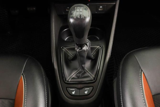 Lada (ВАЗ) Vesta I Рестайлинг (NG) с пробегом 2023 года, цена 1 349 000 рублей, 28660 км, седан, Автокод Объявления