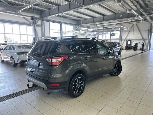 Ford Kuga II Рестайлинг с пробегом 2017 года, цена 1 798 000 рублей, 117419 км, внедорожник, Автокод Объявления
