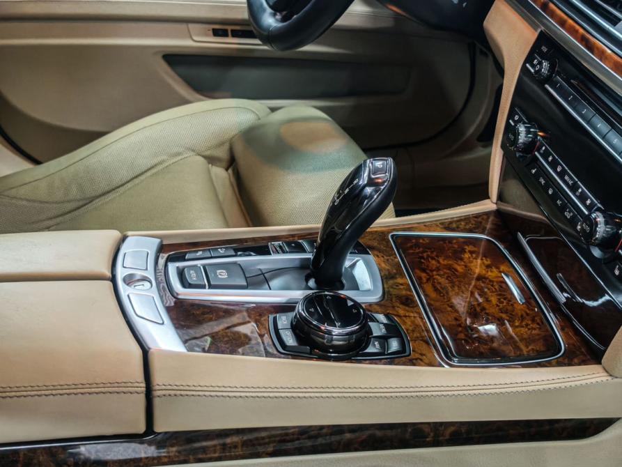 BMW 7 серии V (F01/F02/F04) Рестайлинг Ростов-на-Дону  - изображение 25