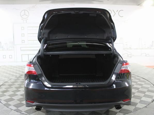 Toyota Camry VIII (XV70) Рестайлинг с пробегом 2022 года, цена 3 645 000 рублей, 77000 км, седан, Автокод Объявления