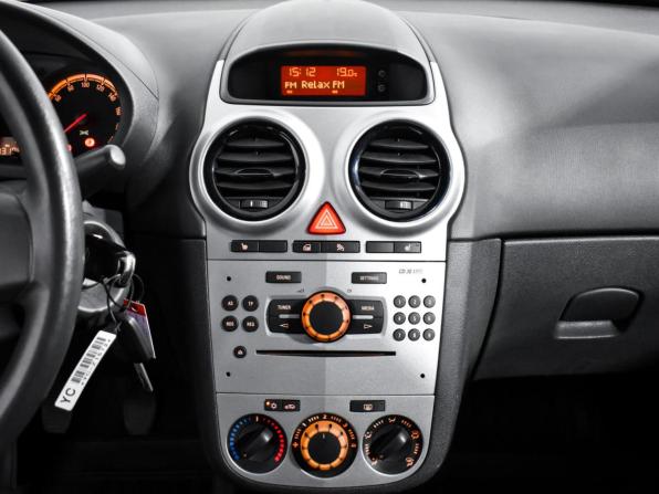 Opel Corsa D Рестайлинг II с пробегом 2013 года, цена 519 000 рублей, 131054 км, хэтчбек, Автокод Объявления