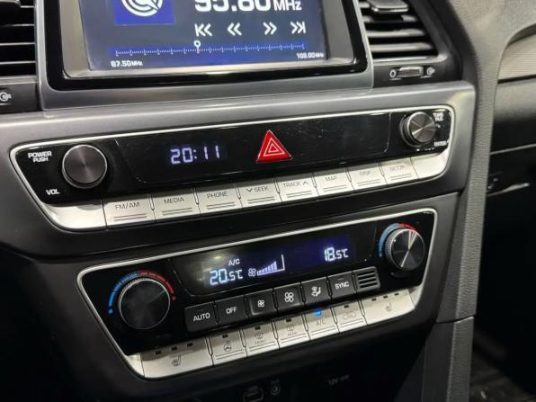 Hyundai Sonata VII (LF) Рестайлинг с пробегом 2017 года, цена 1 495 000 рублей, 247793 км, седан, Автокод Объявления