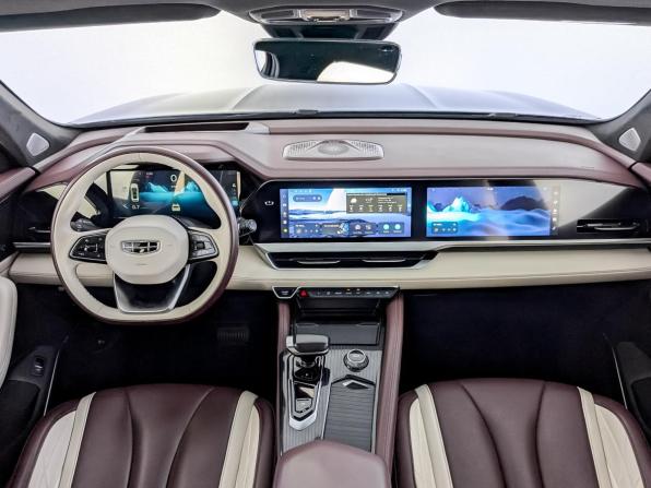 Geely Xingyue L I с пробегом 2023 года, цена 2 720 000 рублей, 97288 км, внедорожник, Автокод Объявления