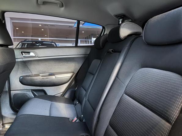 Kia Sportage IV Рестайлинг с пробегом 2021 года, цена 2 543 000 рублей, 80151 км, внедорожник, Автокод Объявления
