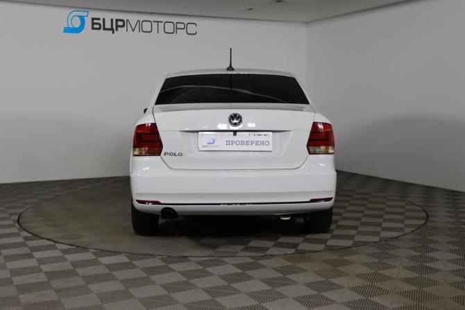 Volkswagen Polo V Рестайлинг с пробегом 2019 года, цена 989 990 рублей, 75584 км, седан, Автокод Объявления