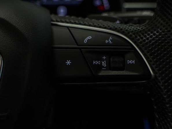 Audi Q8 I (4M) с пробегом 2019 года, цена 5 590 000 рублей, 114375 км, внедорожник, Автокод Объявления