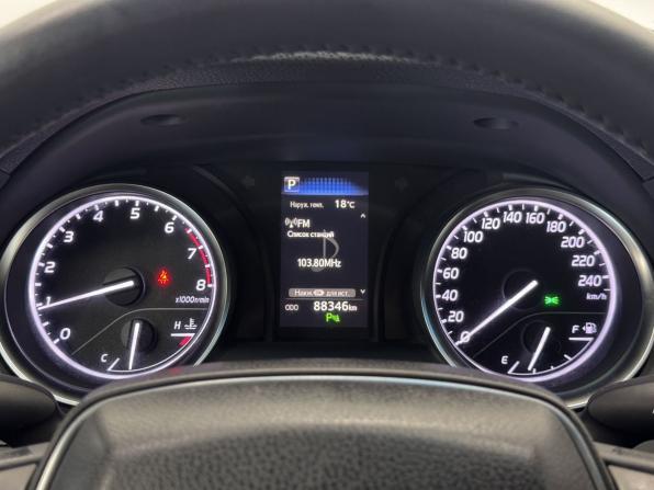 Toyota Camry VIII (XV70) с пробегом 2018 года, цена 2 785 000 рублей, 88325 км, седан, Автокод Объявления