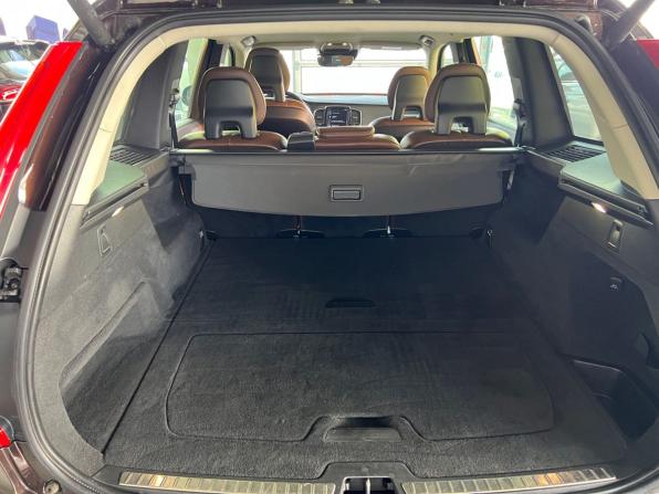 Volvo XC90 II с пробегом 2018 года, цена 2 955 000 рублей, 242949 км, внедорожник, Автокод Объявления