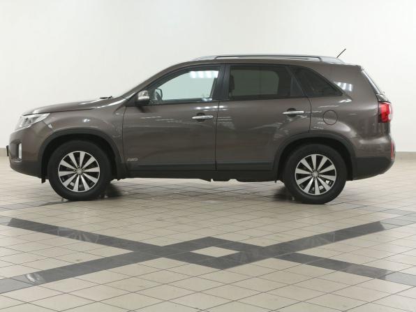 Kia Sorento II Рестайлинг с пробегом 2013 года, цена 1 524 000 рублей, 177000 км, внедорожник, Автокод Объявления