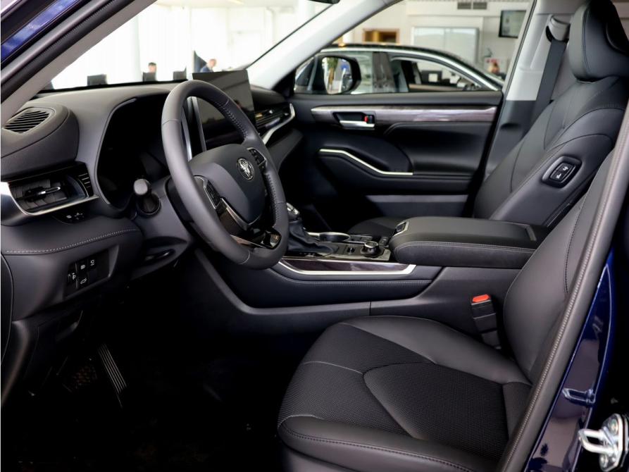 Toyota Highlander IV (XU70) Москва  - изображение 10