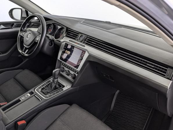 Volkswagen Passat B8 с пробегом 2019 года, цена 2 164 500 рублей, 142275 км, седан, Автокод Объявления