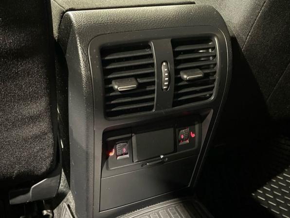Volkswagen Passat B7 с пробегом 2011 года, цена 1 030 000 рублей, 218448 км, универсал, Автокод Объявления