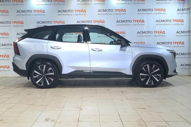 Geely Atlas II с пробегом 2023 года, цена 2 640 000 рублей, 28000 км, внедорожник, Автокод Объявления