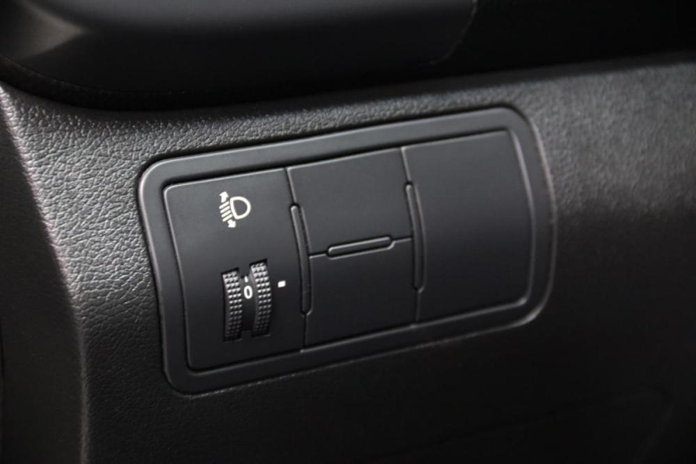 Hyundai Solaris I Рестайлинг Сургут  - изображение 18