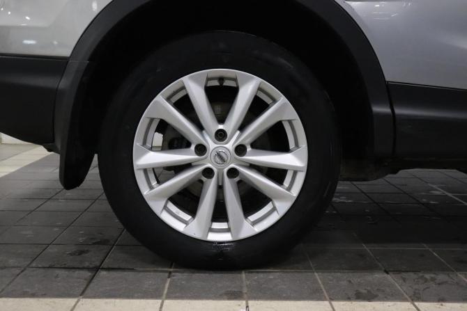 Nissan Qashqai II с пробегом 2014 года, цена 1 341 000 рублей, 180430 км, внедорожник, Автокод Объявления