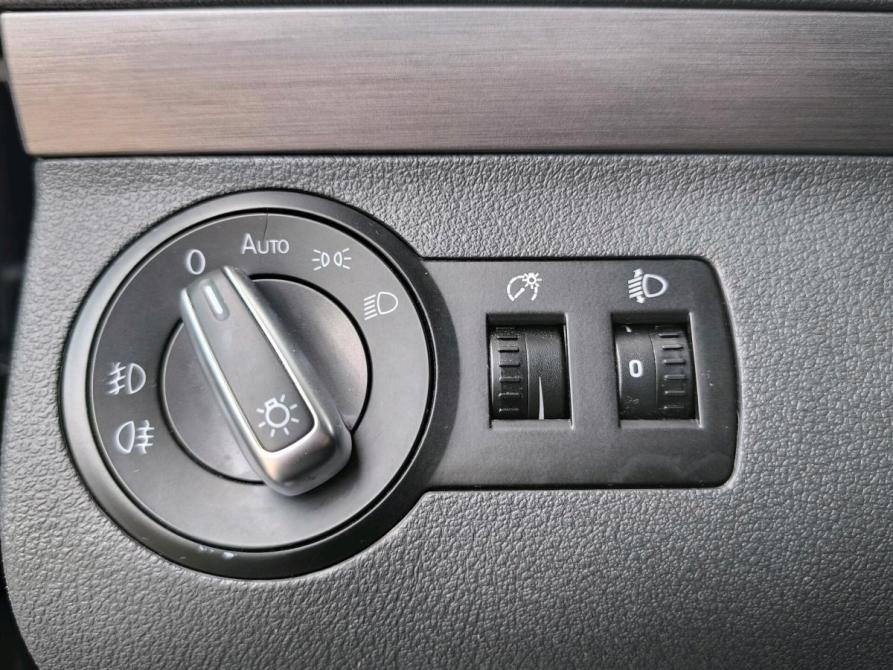 Volkswagen Touran I Рестайлинг 2 Ульяновск  - изображение 16