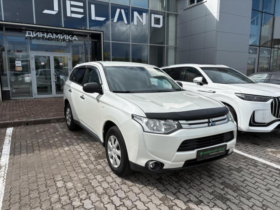 Mitsubishi Outlander III Рестайлинг Череповец  - изображение 3
