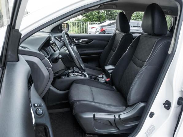 Nissan Qashqai II с пробегом 2015 года, цена 1 670 000 рублей, 92354 км, внедорожник, Автокод Объявления