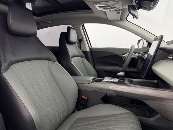 Changan Lamore с пробегом 2023 года, цена 1 990 000 рублей, 67017 км, седан, Автокод Объявления