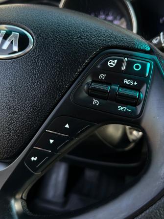 Kia Ceed II с пробегом 2013 года, цена 935 000 рублей, 195742 км, хэтчбек, Автокод Объявления