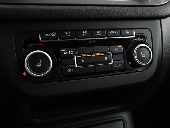 Volkswagen Tiguan I Рестайлинг с пробегом 2012 года, цена 1 429 000 рублей, 263926 км, внедорожник, Автокод Объявления
