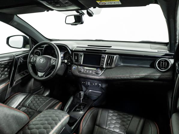 Toyota RAV4 IV (XA40) Рестайлинг с пробегом 2019 года, цена 2 259 700 рублей, 84904 км, внедорожник, Автокод Объявления