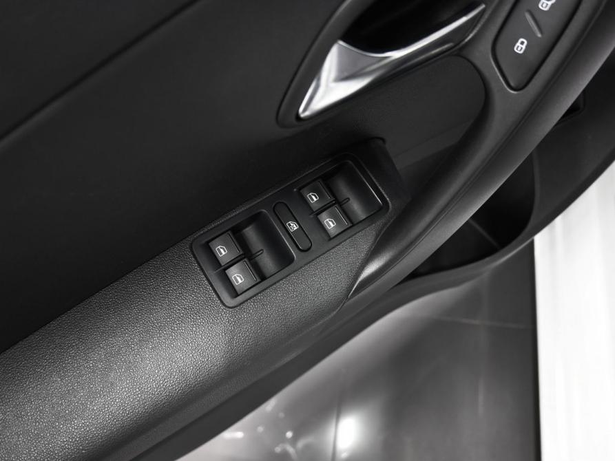 Volkswagen Polo V Рестайлинг Тверь  - изображение 19