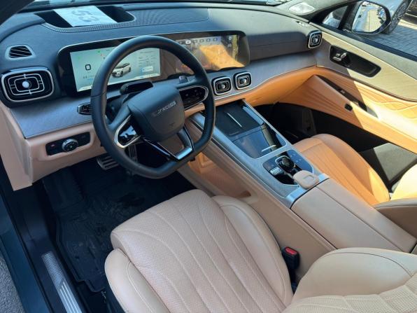 Jaecoo J8 с пробегом 2024 года, цена 2 999 000 рублей, 60000 км, внедорожник, Автокод Объявления