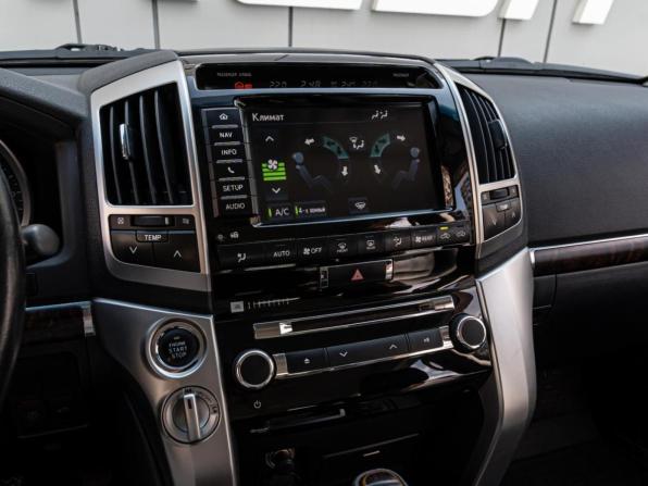 Toyota Land Cruiser 200 Series Рестайлинг 1 с пробегом 2012 года, цена 3 550 000 рублей, 133536 км, внедорожник, Автокод Объявления