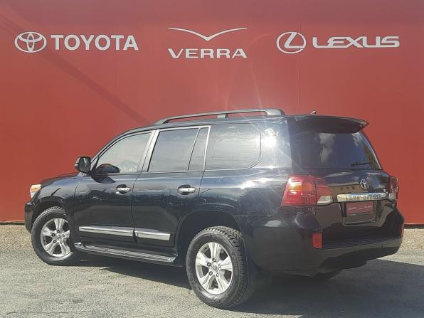 Toyota Land Cruiser 200 Series Рестайлинг 1 с пробегом 2013 года, цена 3 350 000 рублей, 230000 км, внедорожник, Автокод Объявления