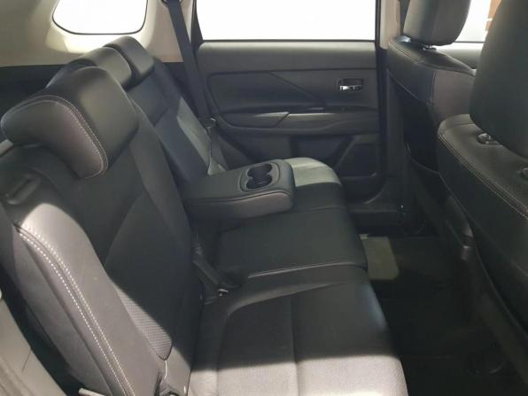 Mitsubishi Outlander III Рестайлинг 2 с пробегом 2015 года, цена 2 099 000 рублей, 57339 км, внедорожник, Автокод Объявления