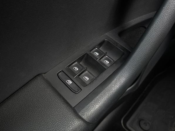 Skoda Octavia III (A7) Рестайлинг с пробегом 2018 года, цена 2 109 000 рублей, 54555 км, лифтбек, Автокод Объявления