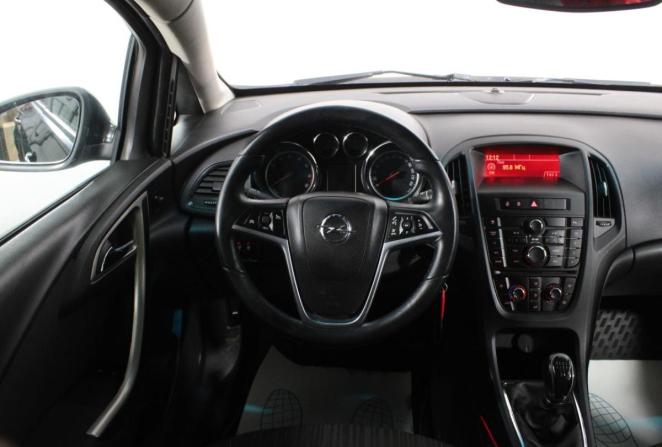 Opel Astra H Рестайлинг с пробегом 2011 года, цена 510 000 рублей, 220001 км, хэтчбек, Автокод Объявления