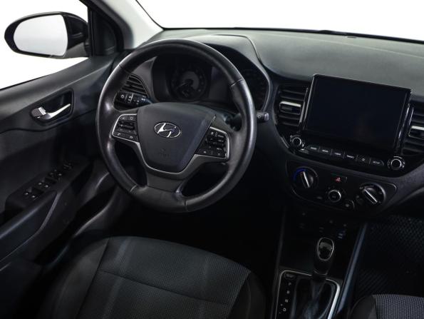Hyundai Solaris II Рестайлинг с пробегом 2020 года, цена 1 749 000 рублей, 47850 км, седан, Автокод Объявления