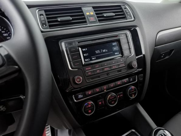 Volkswagen Jetta VI Рестайлинг с пробегом 2016 года, цена 1 106 000 рублей, 198049 км, седан, Автокод Объявления