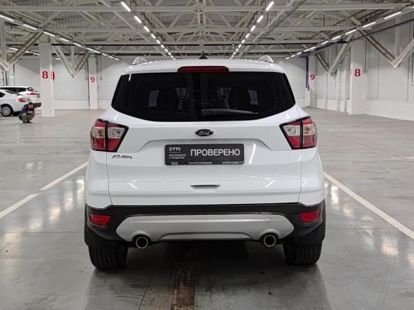 Ford Kuga II Рестайлинг с пробегом 2018 года, цена 1 702 000 рублей, 165056 км, внедорожник, Автокод Объявления