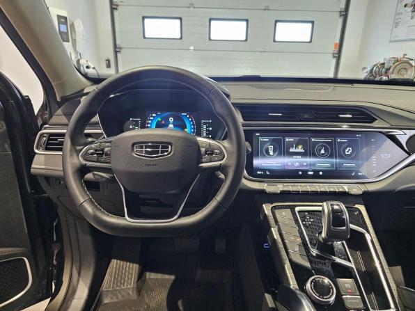 Geely Atlas Pro с пробегом 2022 года, цена 1 999 000 рублей, 52763 км, внедорожник, Автокод Объявления