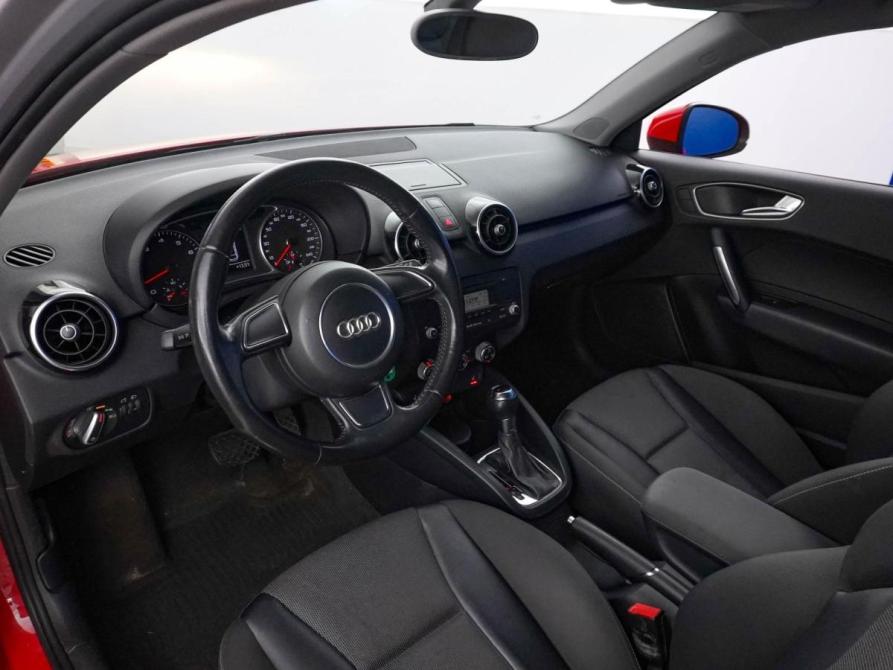 Audi A1 I (8X) Москва  - изображение 6