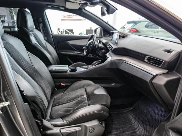 Peugeot 5008 II с пробегом 2018 года, цена 2 050 000 рублей, 176032 км, внедорожник, Автокод Объявления