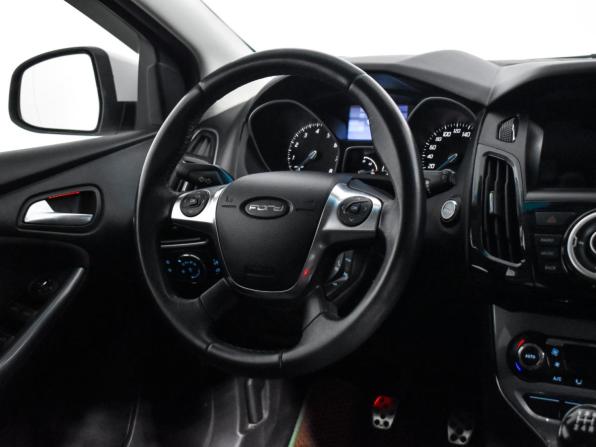 Ford Focus III с пробегом 2012 года, цена 598 960 рублей, 200370 км, хэтчбек, Автокод Объявления