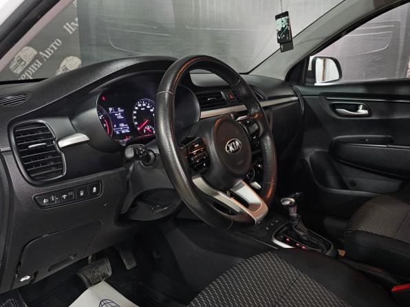Kia Rio IV с пробегом 2019 года, цена 980 000 рублей, 168000 км, хэтчбек, Автокод Объявления