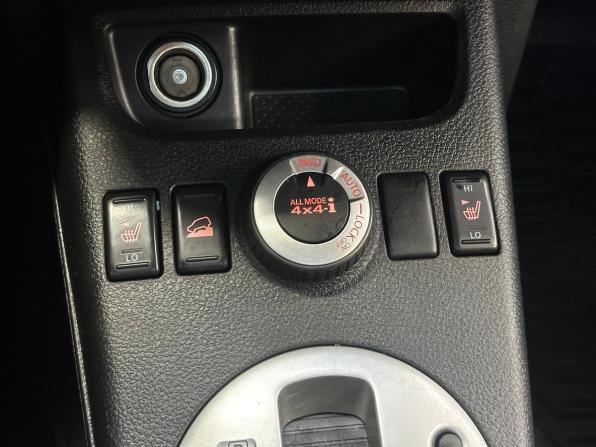 Nissan X-Trail II Рестайлинг с пробегом 2011 года, цена 1 160 000 рублей, 215791 км, внедорожник, Автокод Объявления